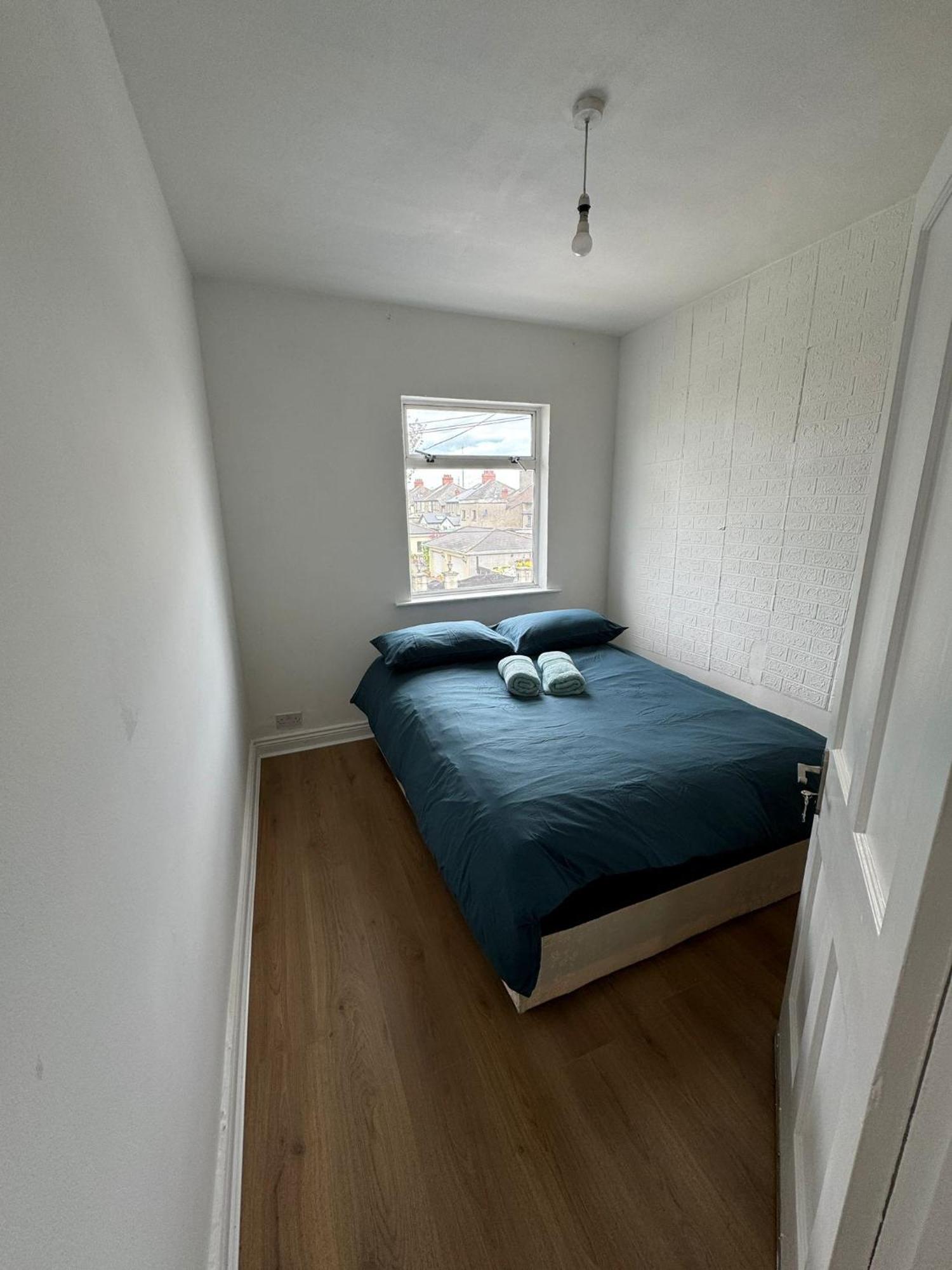 Nice Double Room At 2 Iveragh Rd-8 Dublin Exterior foto