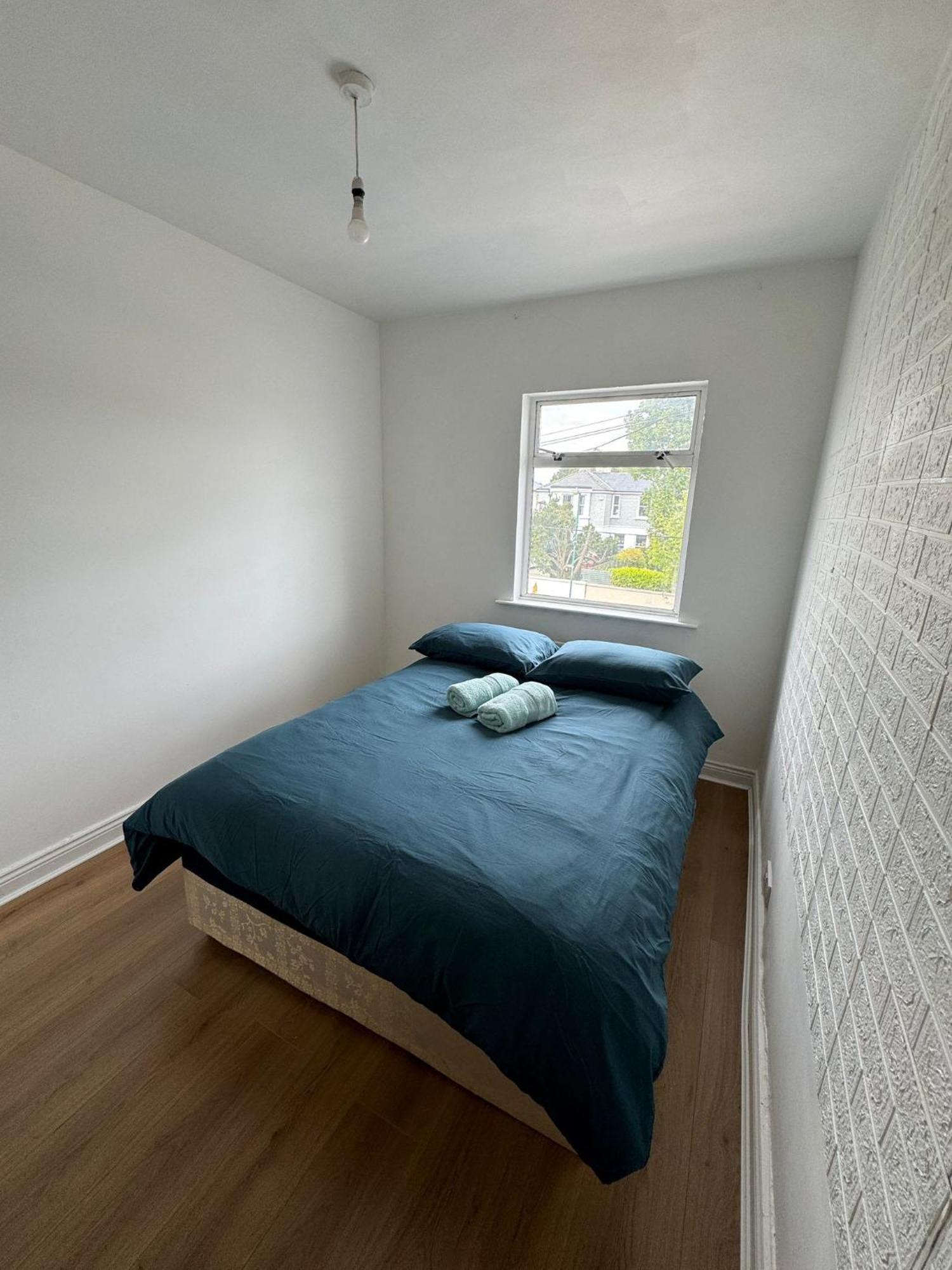 Nice Double Room At 2 Iveragh Rd-8 Dublin Exterior foto